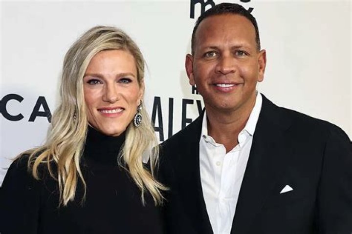 Alex Rodriguez Parties With Ben Affleck’s Ex Lindsay Shookus At Her Intimate Birthday Bash