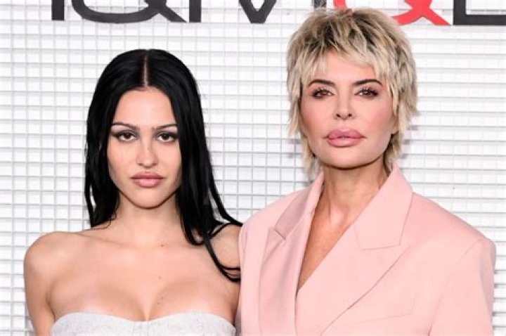 Lisa Rinna Happy Over Daughter Amelia Hamlin’s Split With Scott Disick — See Her Reaction